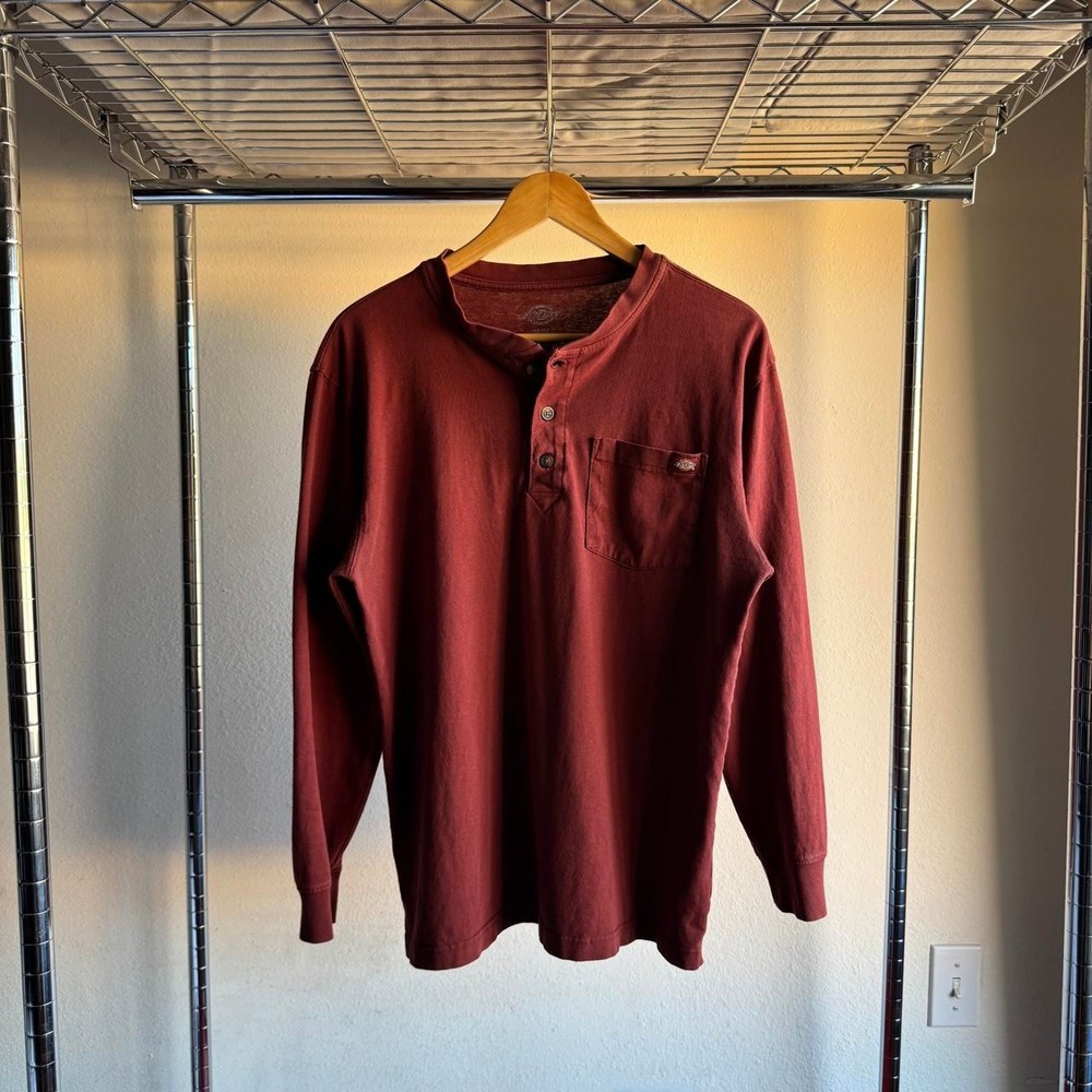Dickies Mens Henley Shirt Medium Maroon Long Sleeve Pocket Workwear Cotton